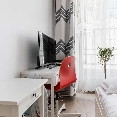 Charmant Studio Dans Un Immeuble 5