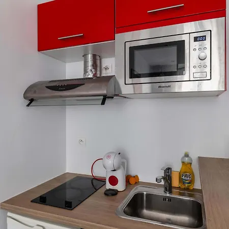 Charmant Studio Dans Un Immeuble 5 Apartment